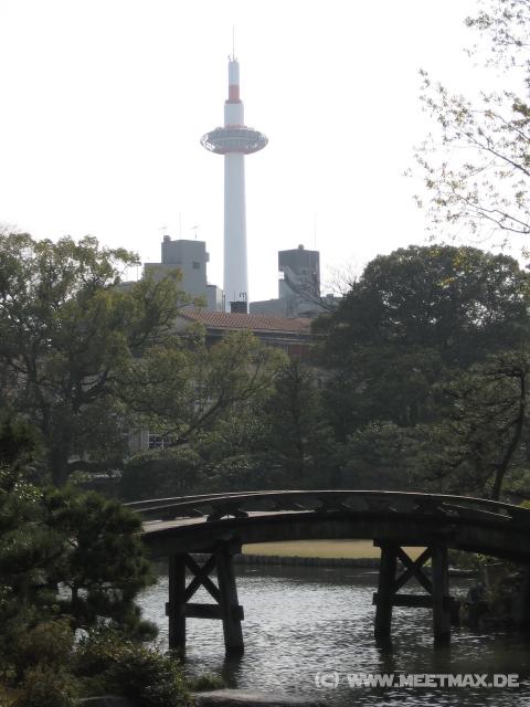 2999_Kyoto_Tower
