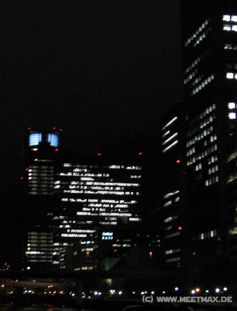 3143_Osaka_by_night