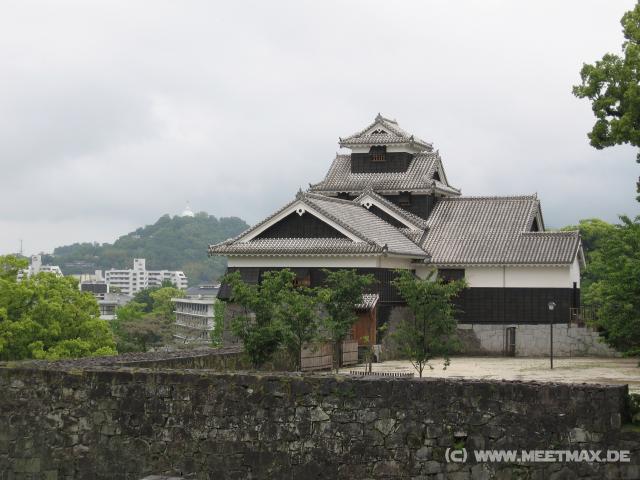 5292_Pagoda_and_Kumamoto_Castle