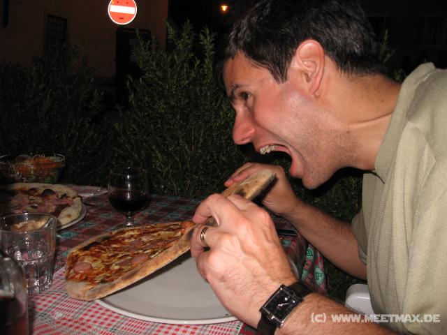 6407_Chris's_pizza