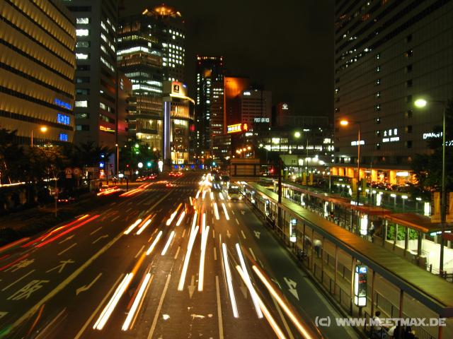 7946_Osaka_by_night