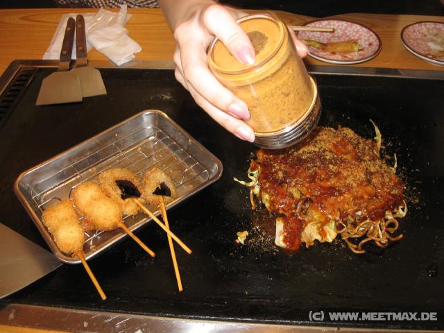 8224_Kushikatsu_Okonomiyaki