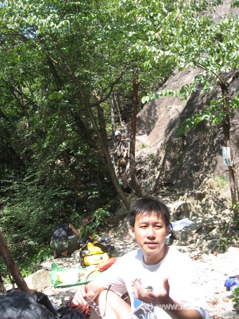 0043_Minhao_at_the_rocks