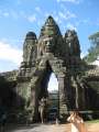 1635_Angkor_Thom_gate