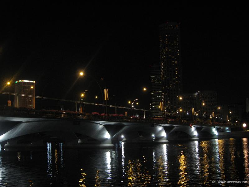 2323_Esplanade_Bridge