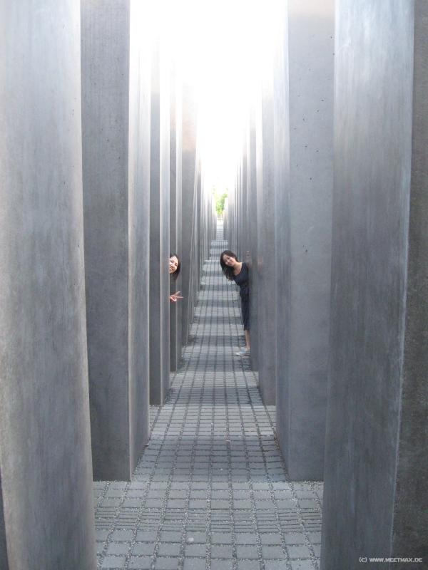 4884_Holocaust_Monument