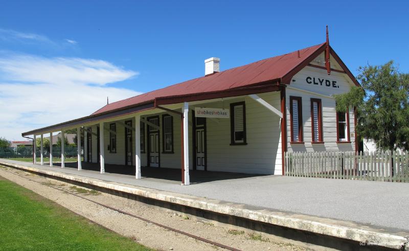 1716_Clyde_station