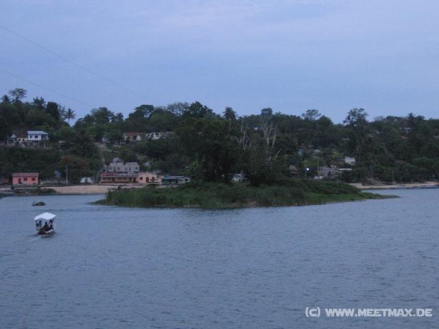 44 Lago de Pet�n Itz�