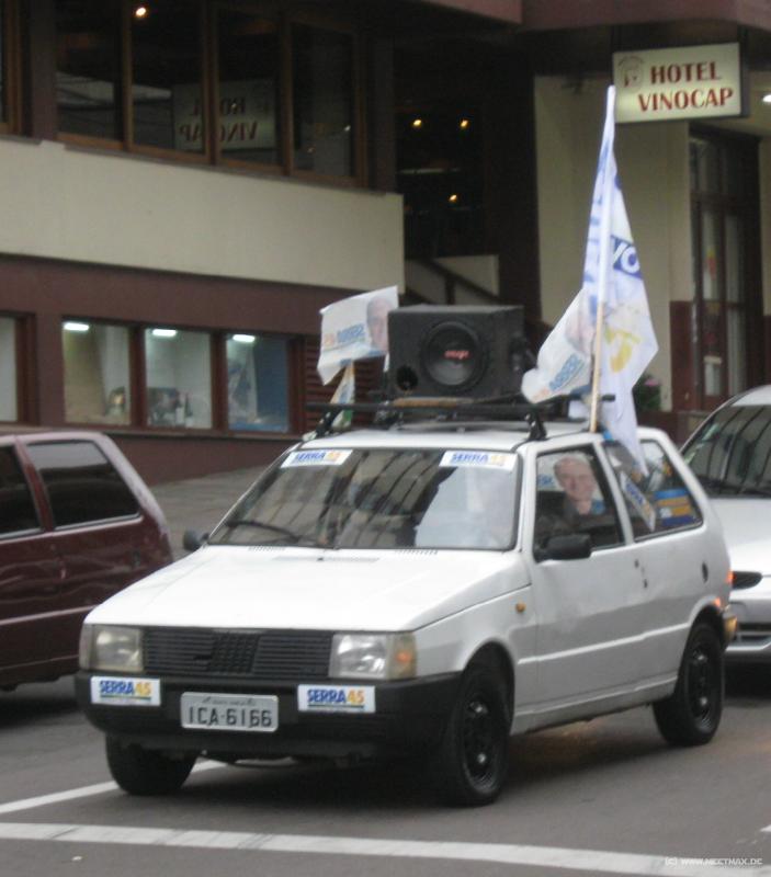 2489_Small_car_big_sound