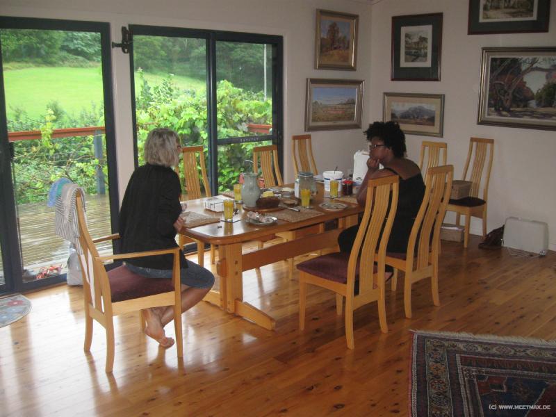 6011_Breakfast